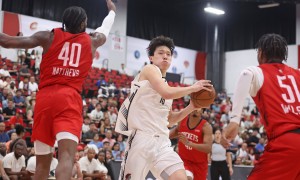 杨瀚森8+8+5+3篮板创新高 夏联G4开拓者击败火箭