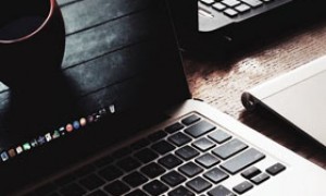 恶意滋扰还反诬中方！日本评论员：“这是国家的耻辱，高市内阁必须辞职”