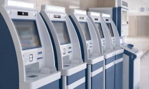 银行网点，3年消失16000家